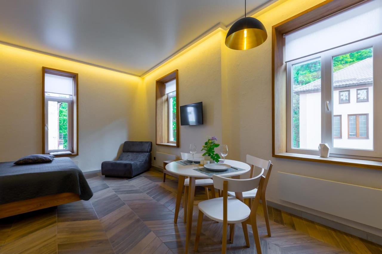 High Castle Park View Studio Liov Exterior foto